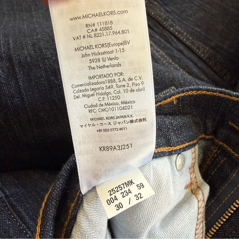 Michael Kors Grant Classic Fit Dark Wash Denim Jeans Modern Preppy Quiet Luxury - Picture 9 of 12